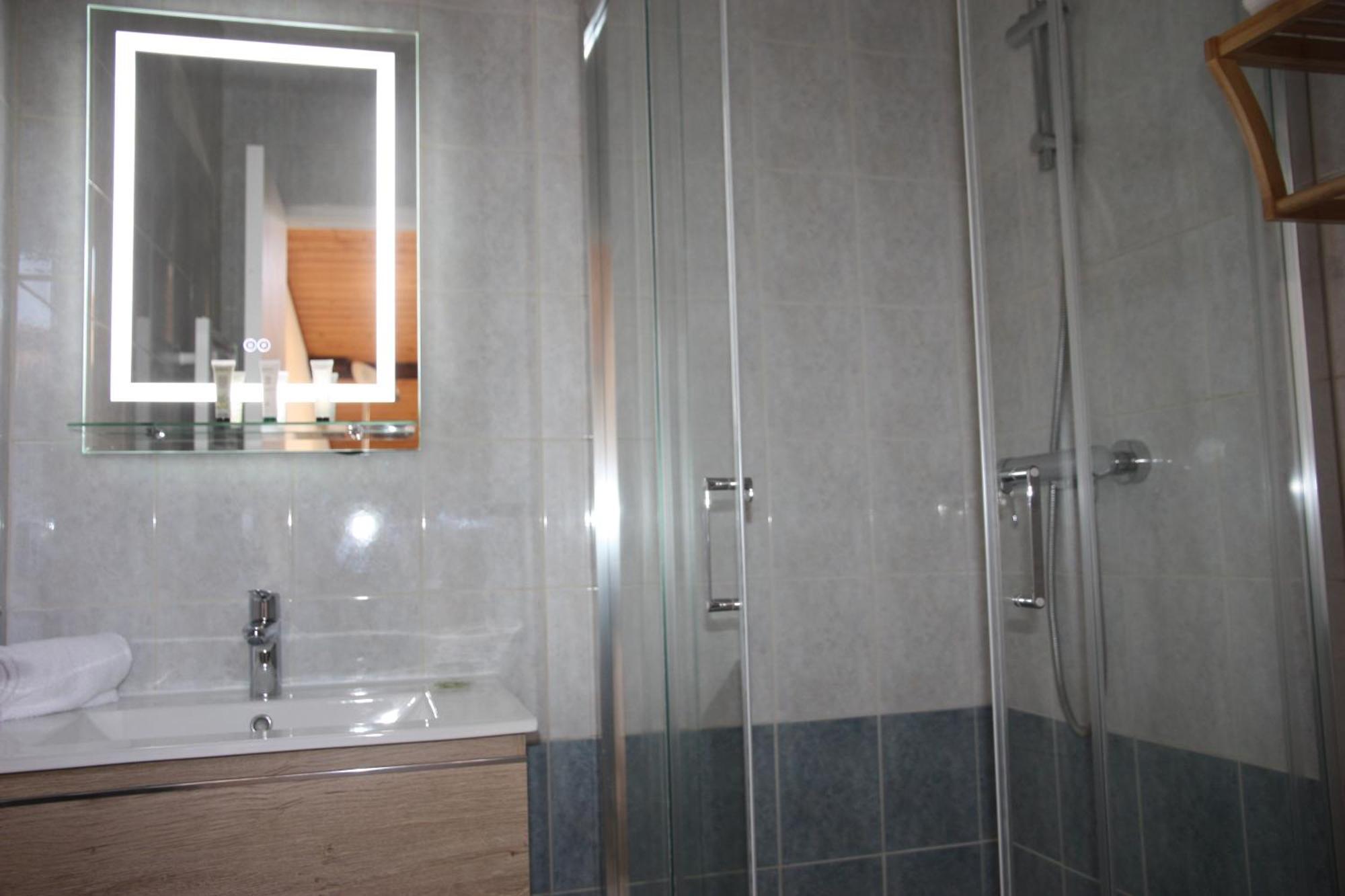Resid'Spa Loire & Sevre - Appartement Reze Ngoại thất bức ảnh