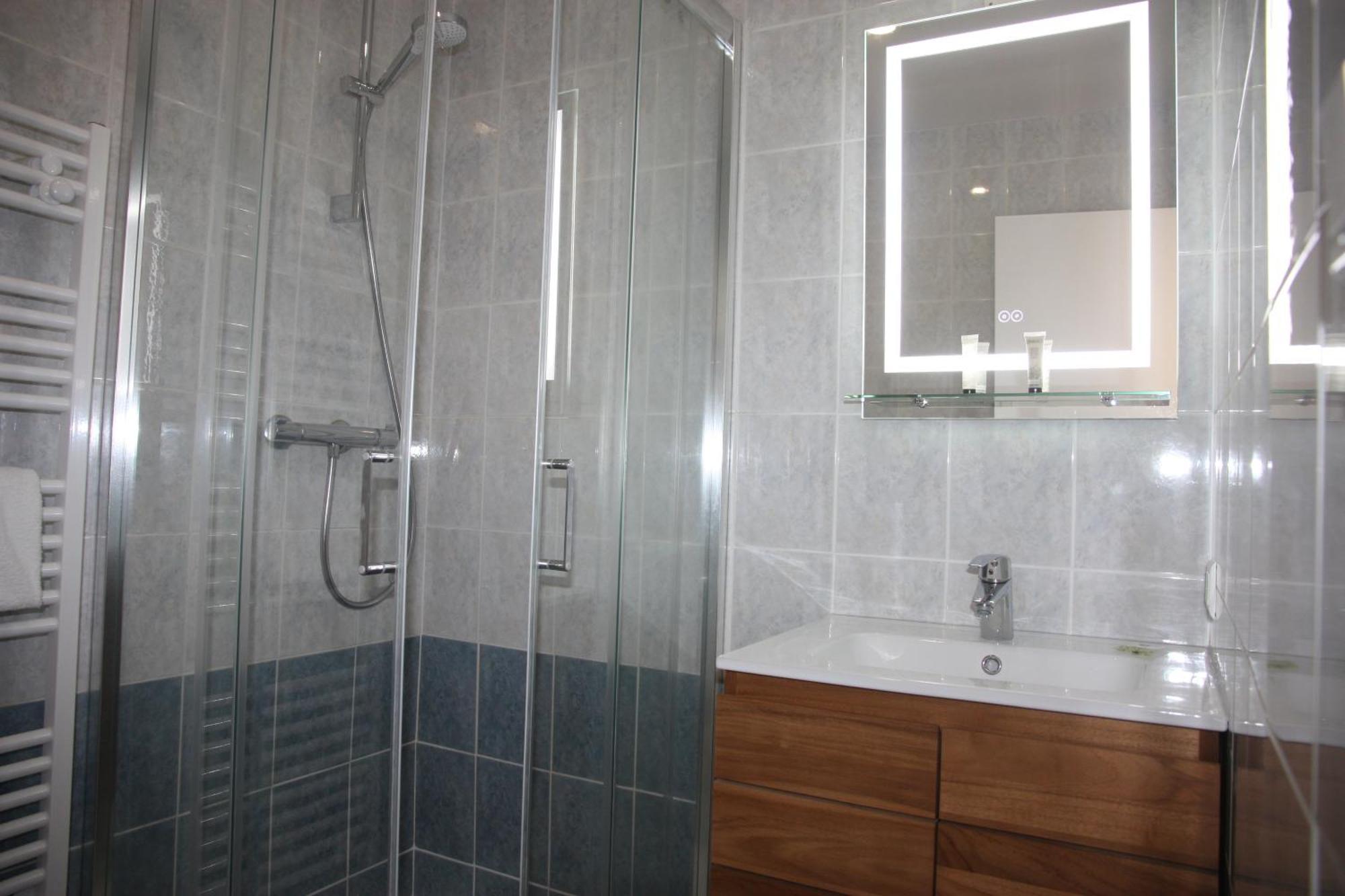 Resid'Spa Loire & Sevre - Appartement Reze Ngoại thất bức ảnh